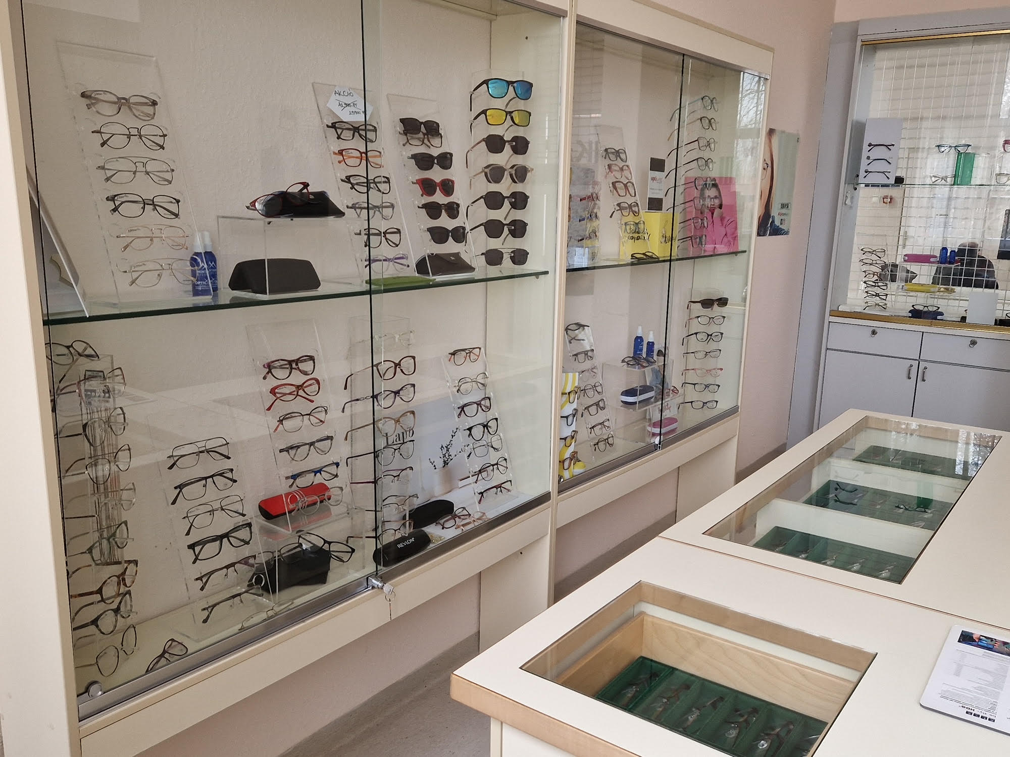 Optika Békásmegyer Szemüvegkészítés Békásmegyeren